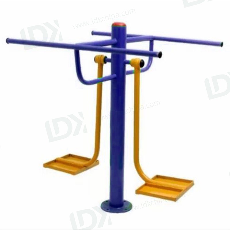 Outdoor Fitness Equipment Double Swing Board | Waist & Balance Trainer for Parks, Schools and Communities